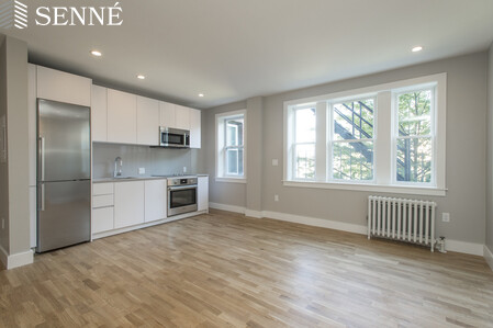 138 Highland Ave, Somerville