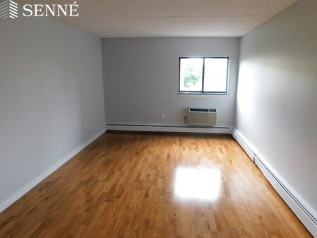 12 14 16 Ellery St, Harvard Square