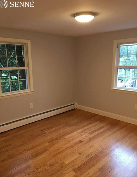 5 Dundee Rd, Arlington Heights