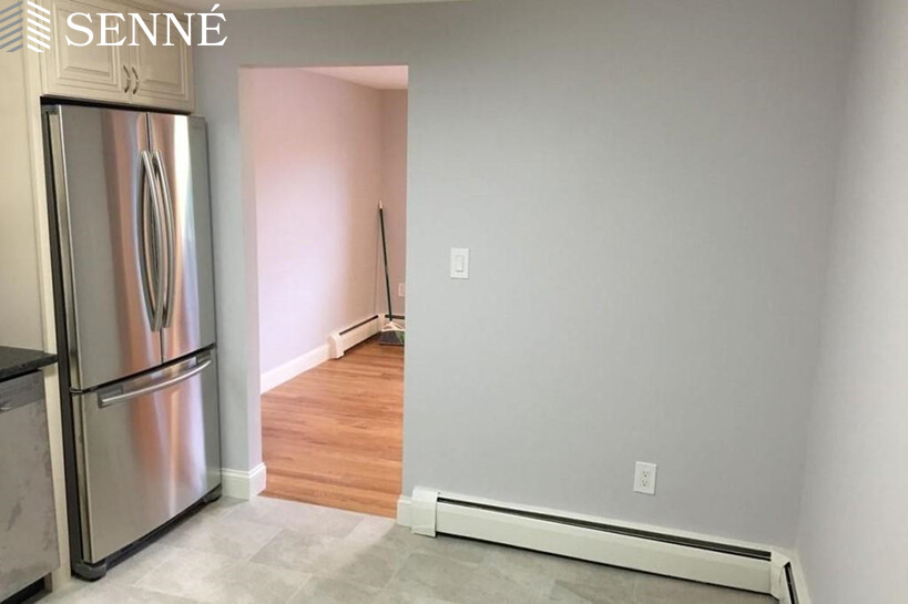 5 Dundee Rd, Arlington Heights