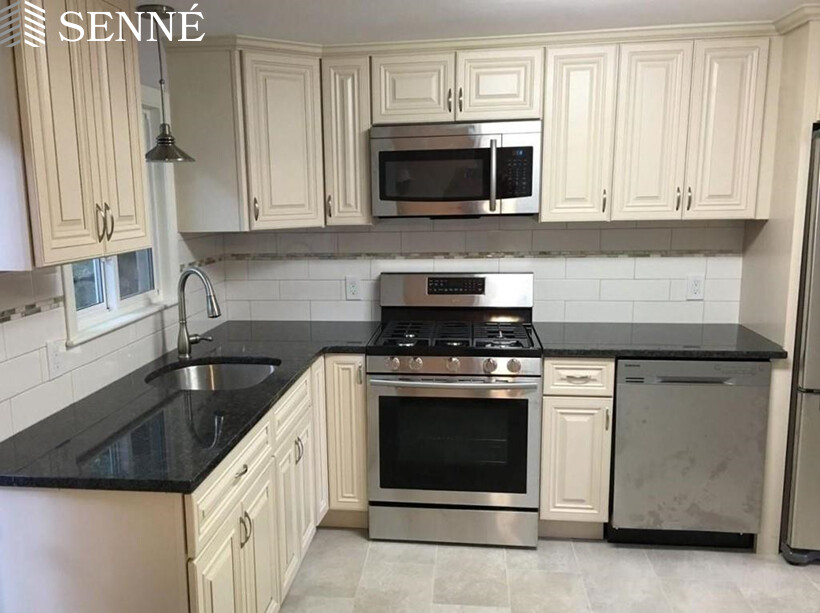 5 Dundee Rd, Arlington Heights