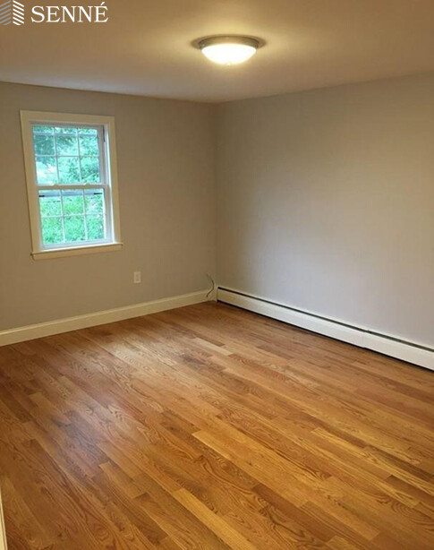 5 Dundee Rd, Arlington Heights