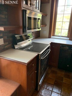 175 Summer St, Somerville