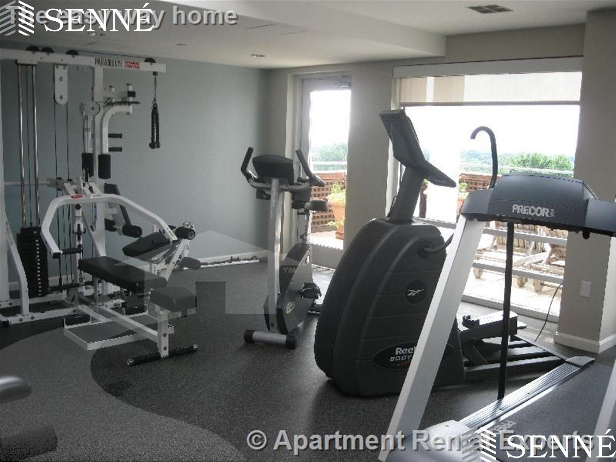 1008 Massachusetts Ave, Harvard Square