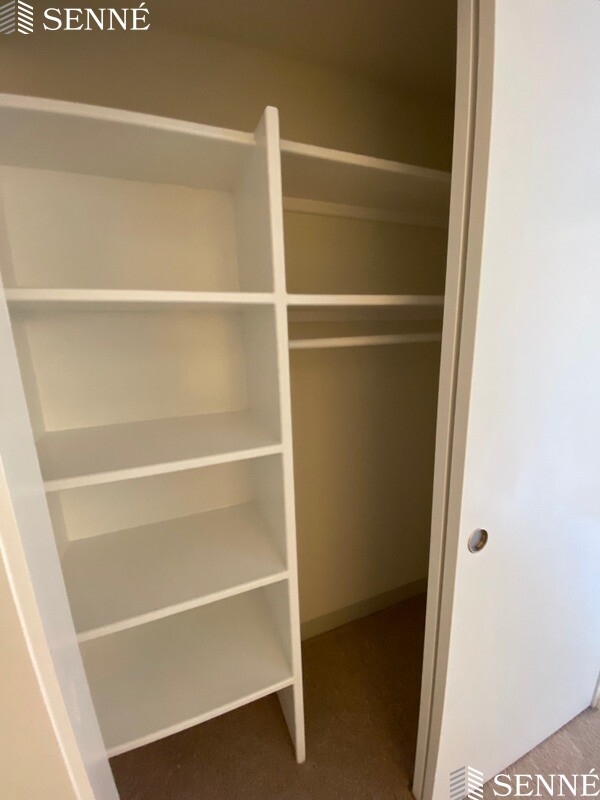 1008 Massachusetts Ave, Harvard Square