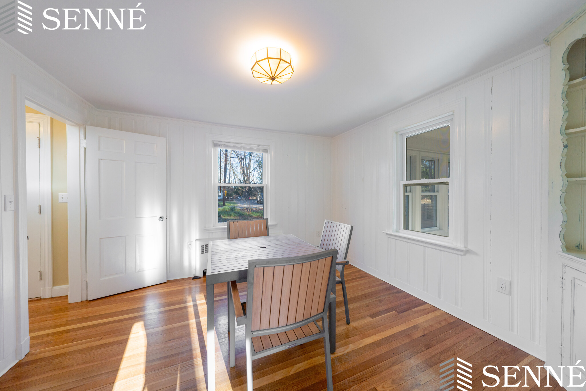 10 Bennett Rd, Wayland