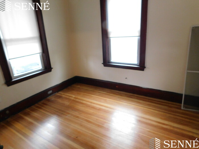 35 Fairmont St, Arlington