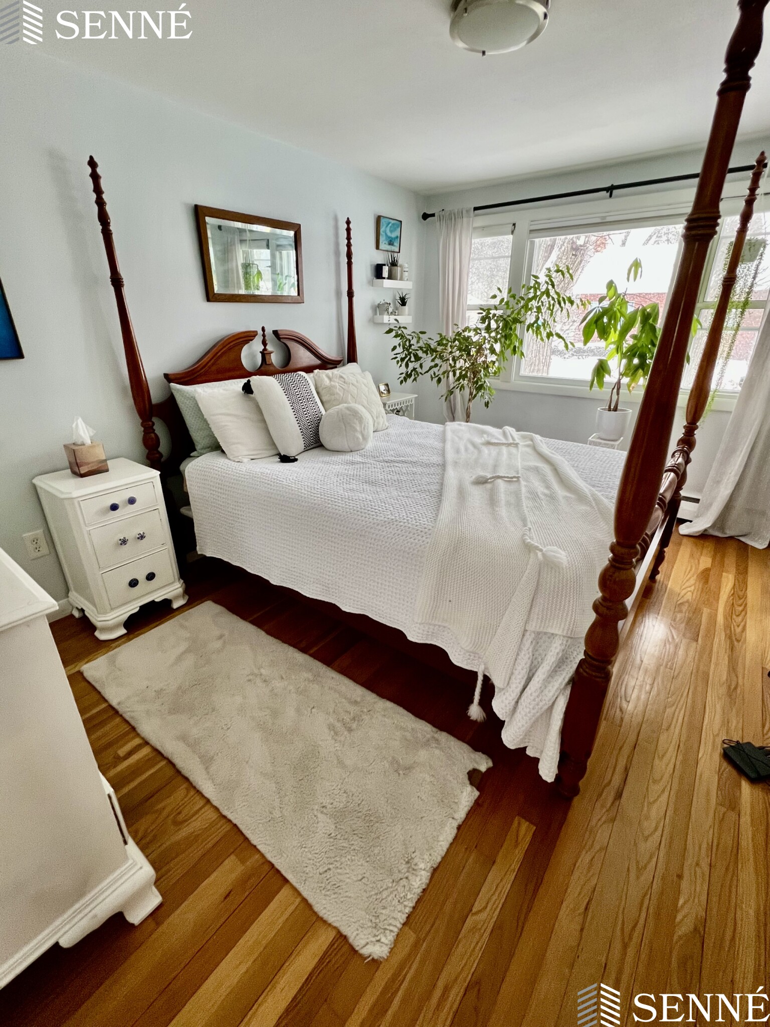 174 Seminole Ave, Waltham