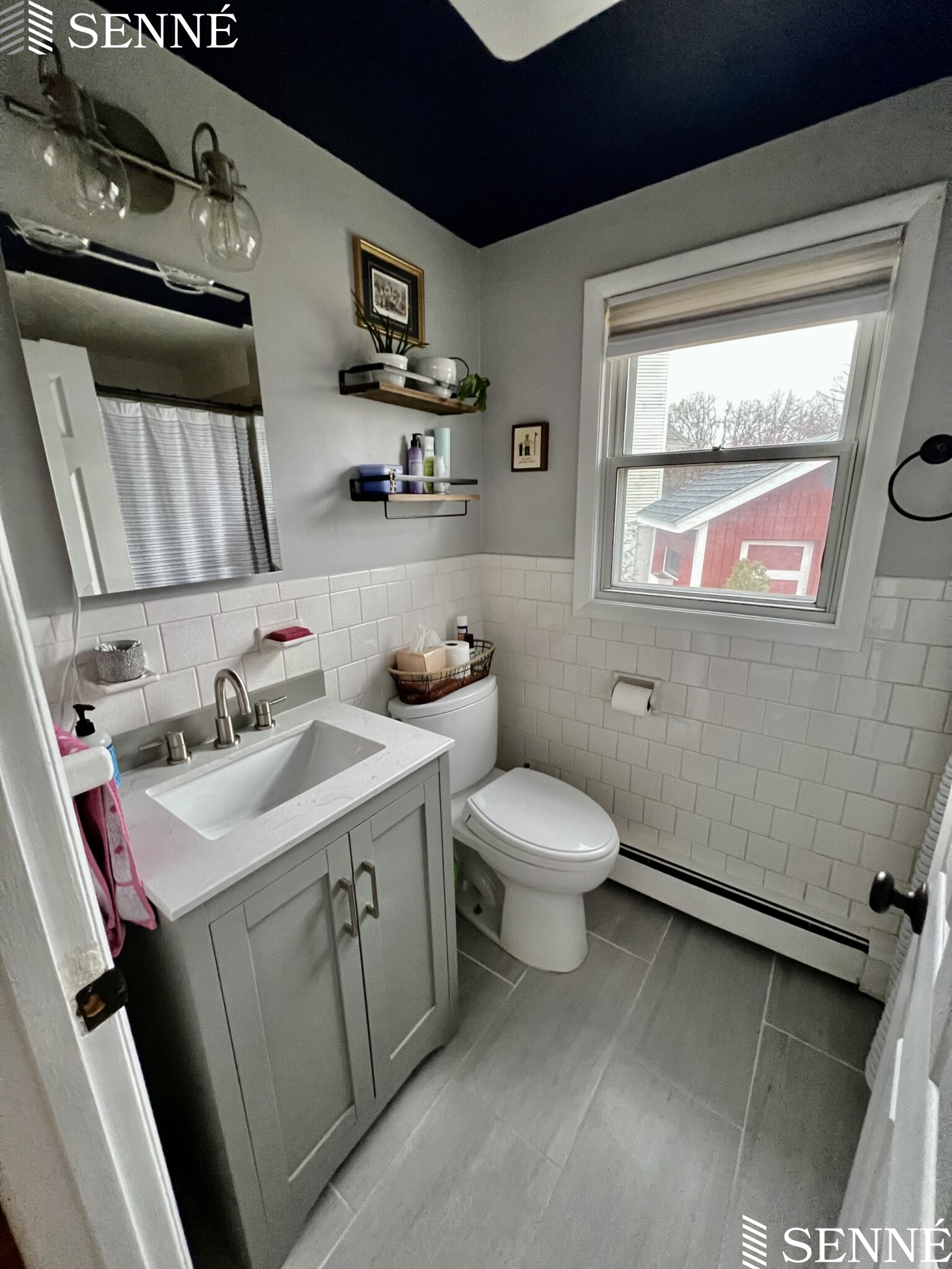 174 Seminole Ave, Waltham