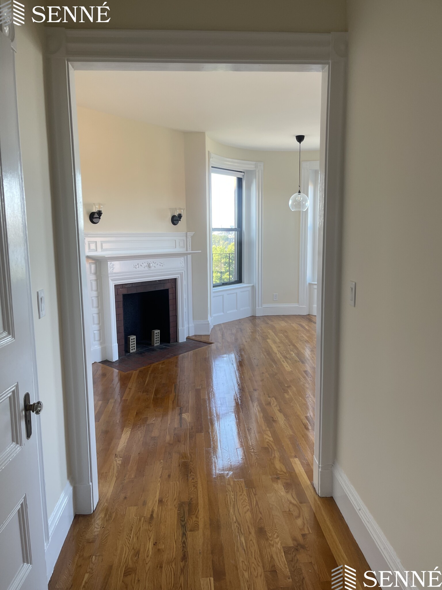 504 Beacon, Back Bay