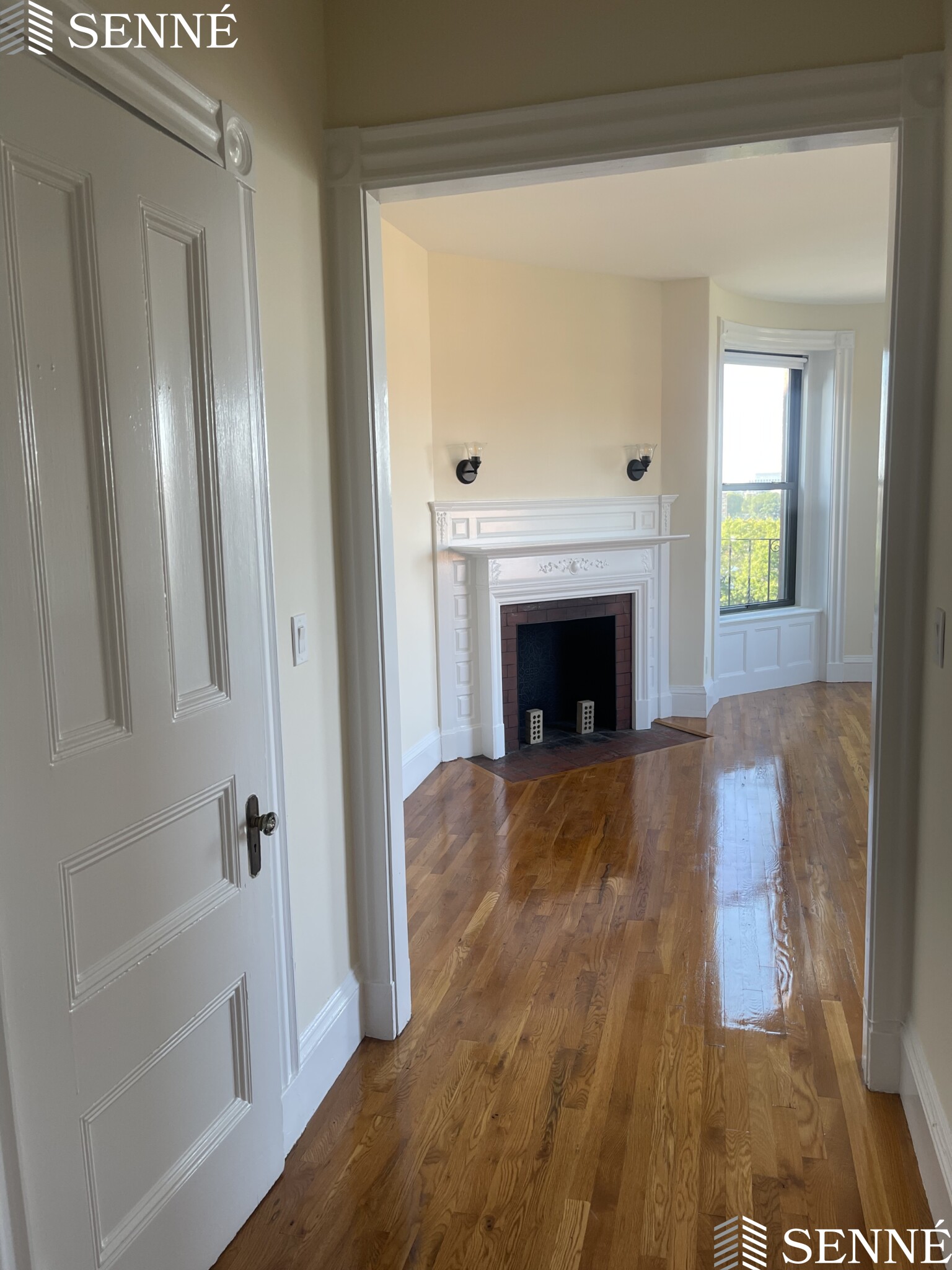 504 Beacon, Back Bay