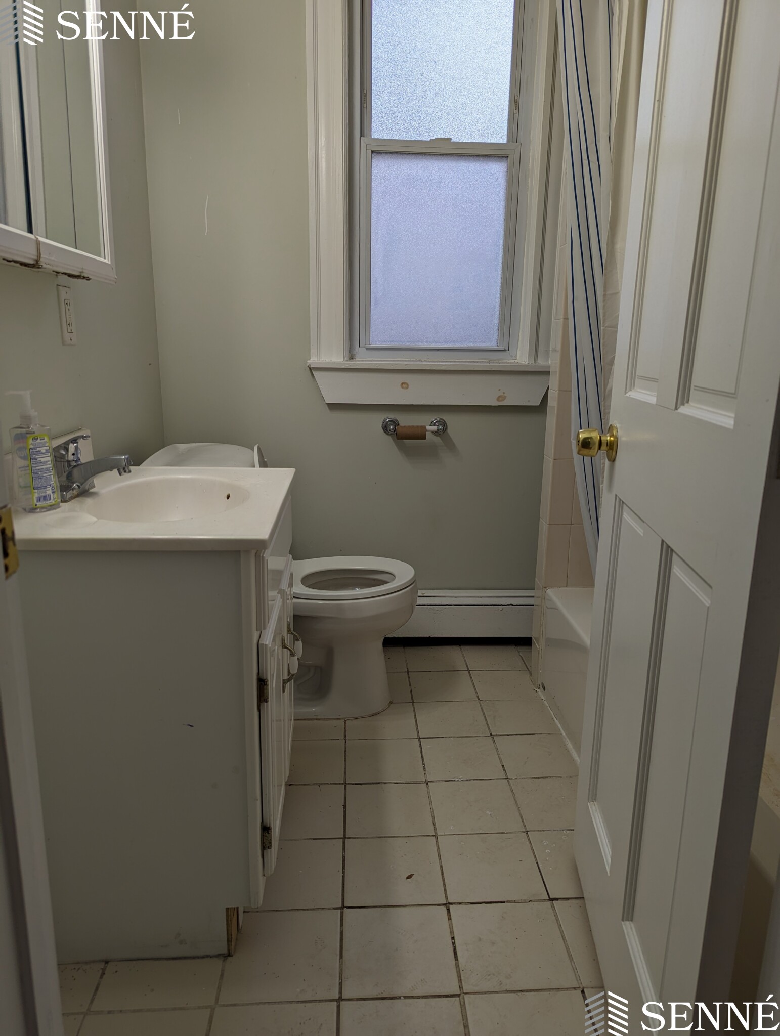 62 Algonquin Rd, Chestnut Hill