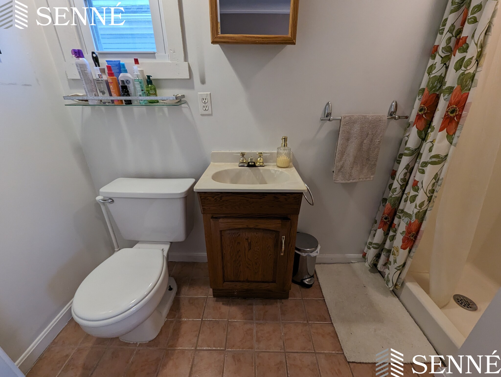 33 Paulina St, Tufts