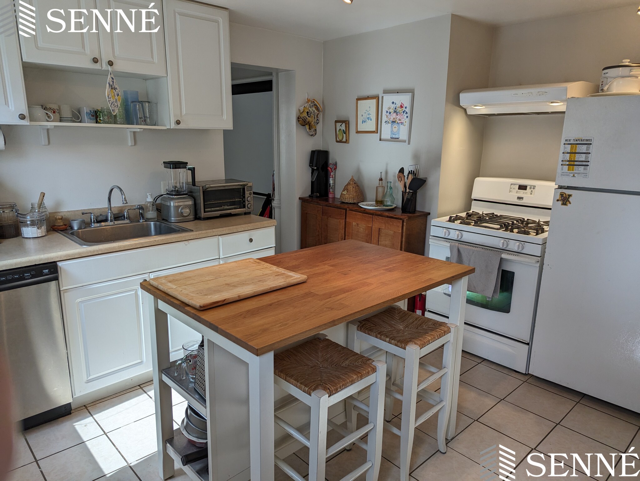 33 Paulina St, Tufts