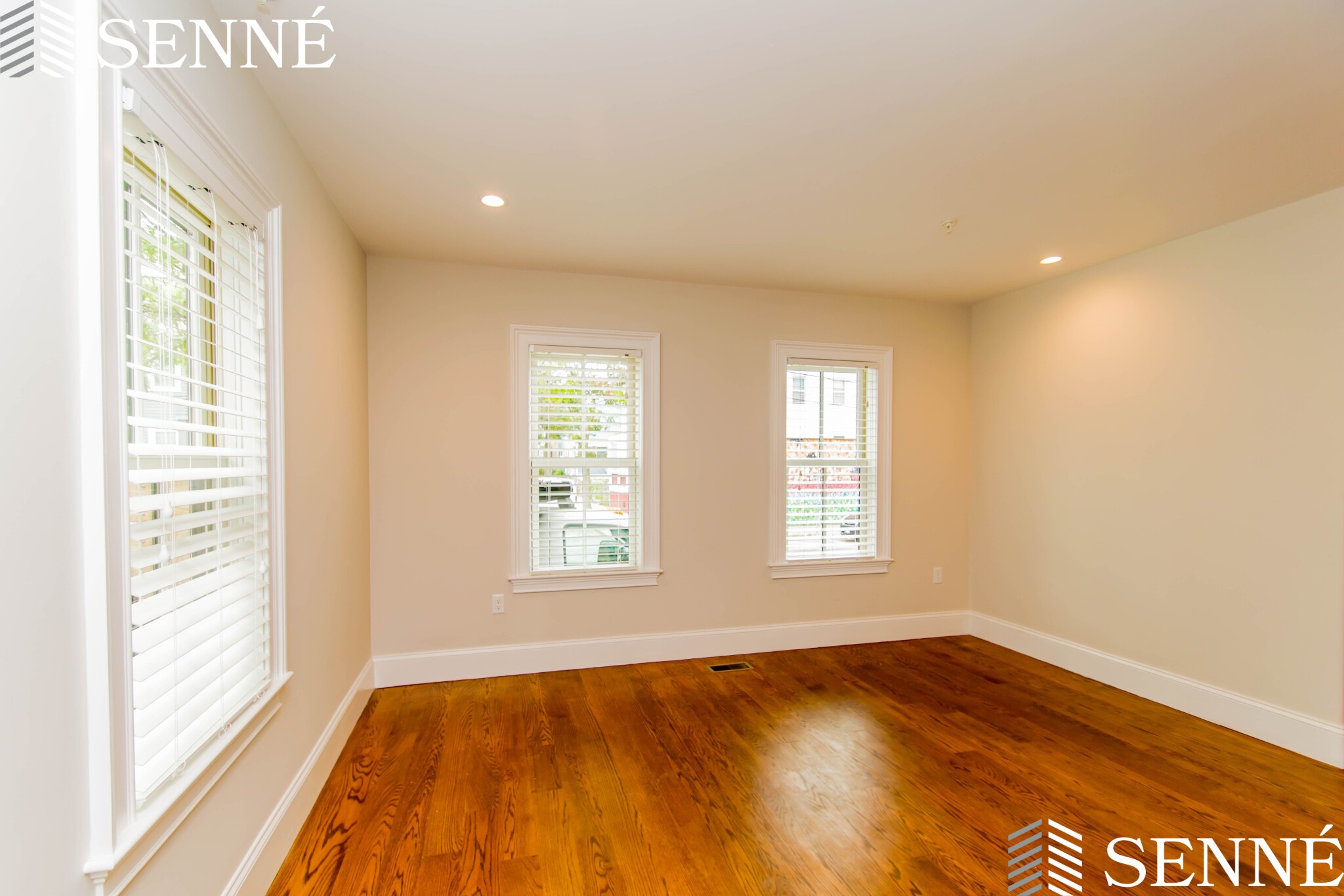 126 Columbia St, The Port