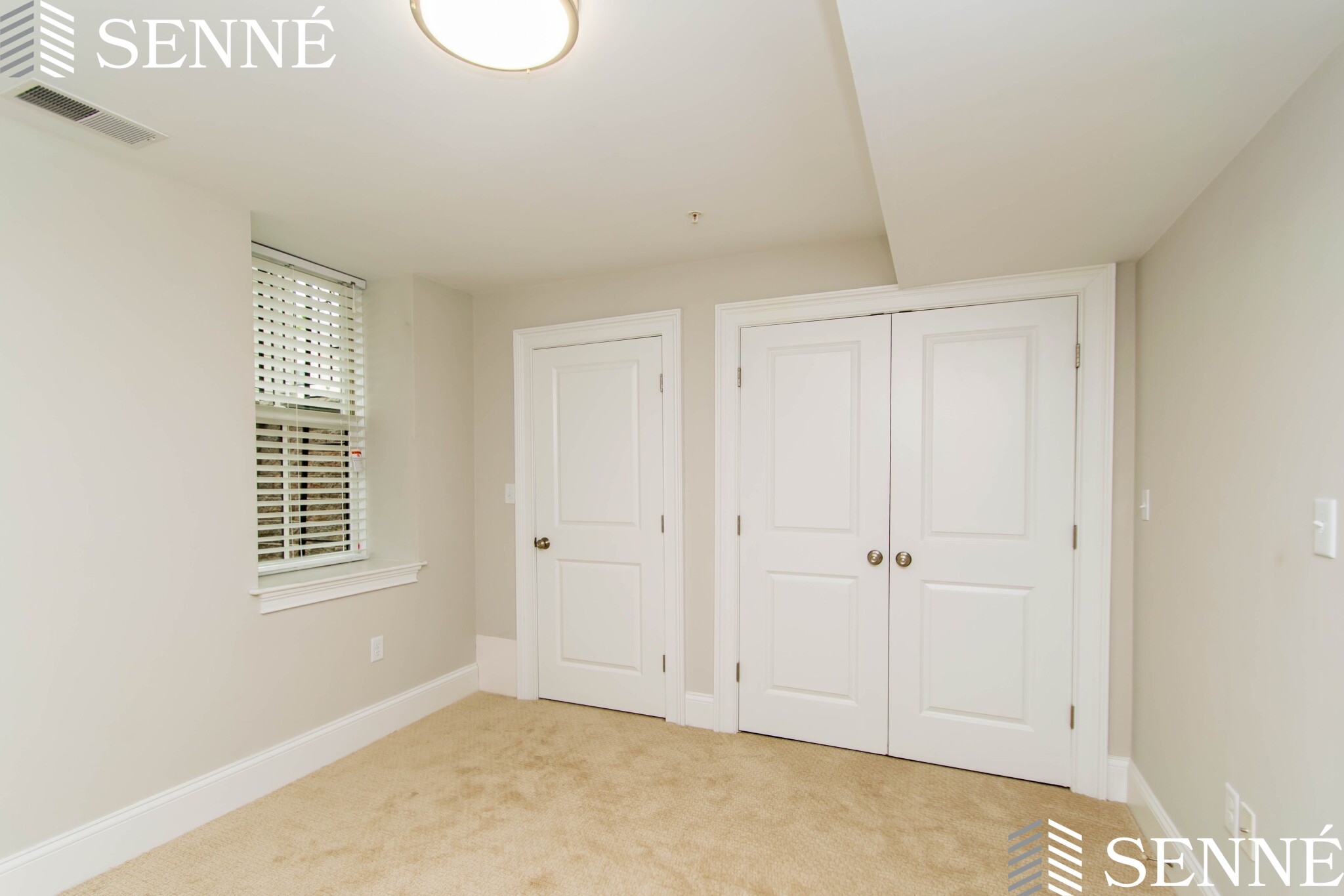 126 Columbia St, The Port