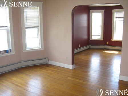 79 Clarendon Ave, Teele Square