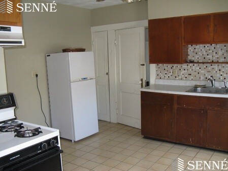 79 Clarendon Ave, Teele Square