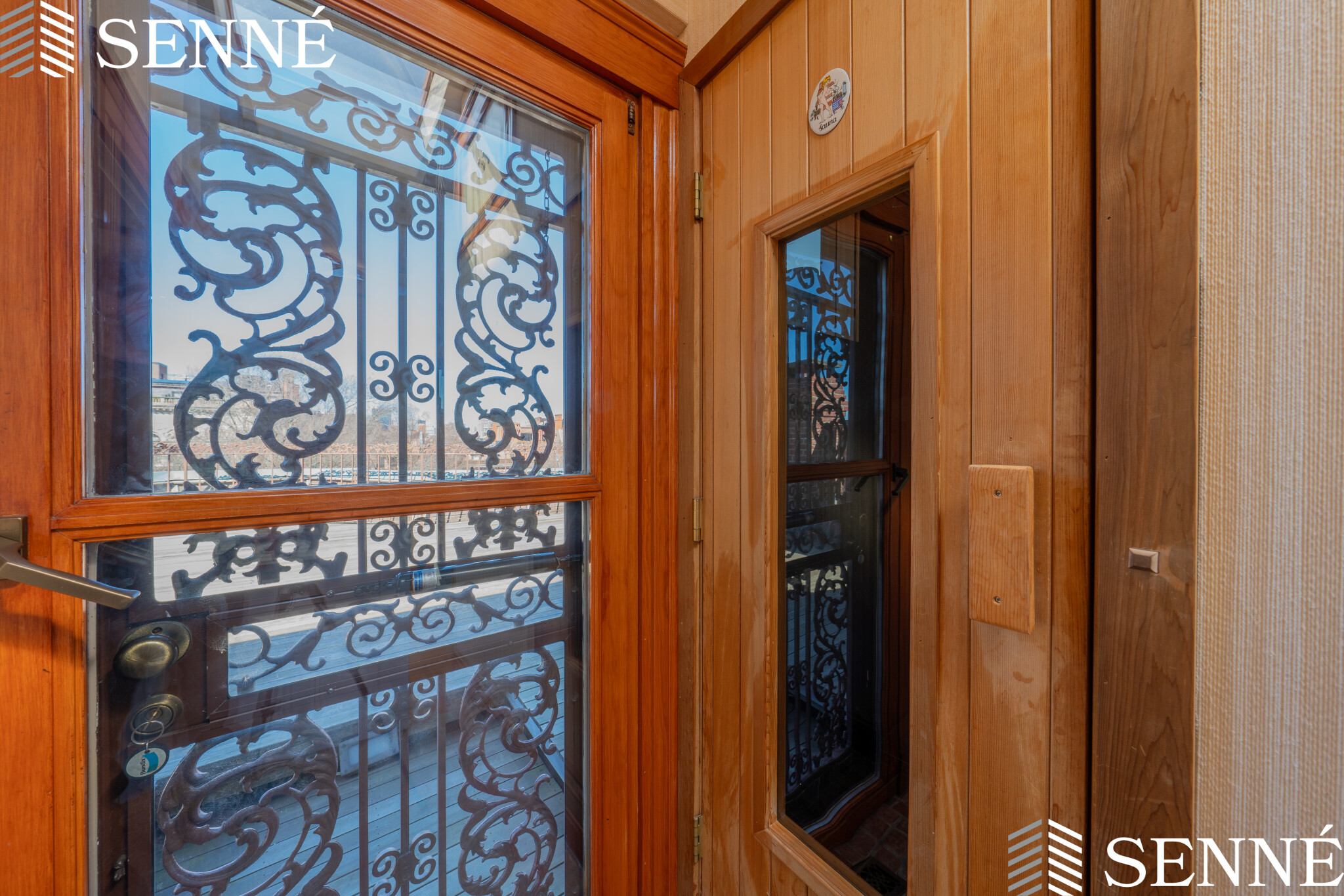 218 Commonwealth Ave, Back Bay