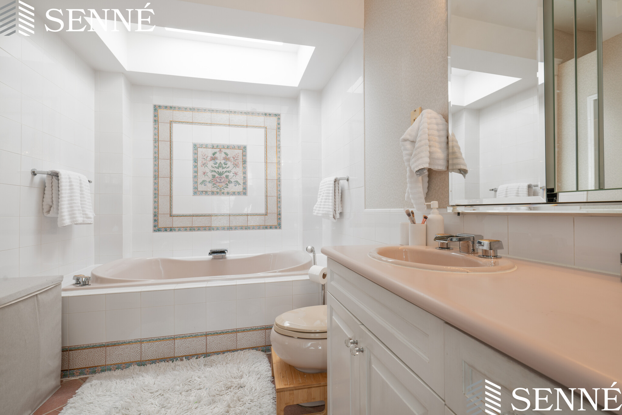 218 Commonwealth Ave, Back Bay