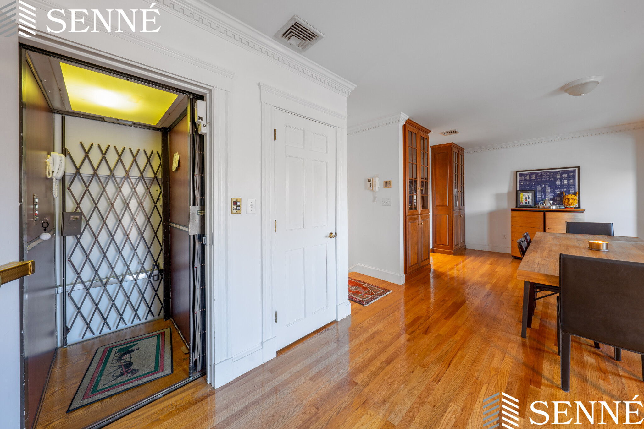 218 Commonwealth Ave, Back Bay