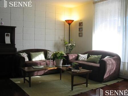 4 Trowbridge Pl, Mid-Cambridge