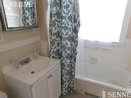 21 Shepard St, Neighborhood Nine