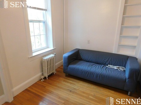 16 Chauncy St, Neighborhood Nine