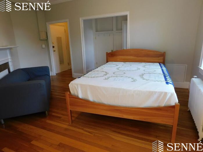 16 Chauncy St, Neighborhood Nine