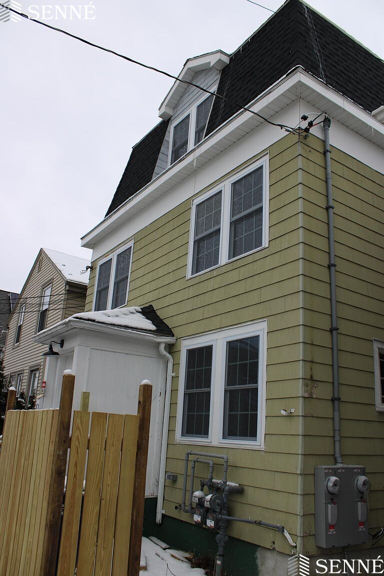 83 Moreland St, Somerville