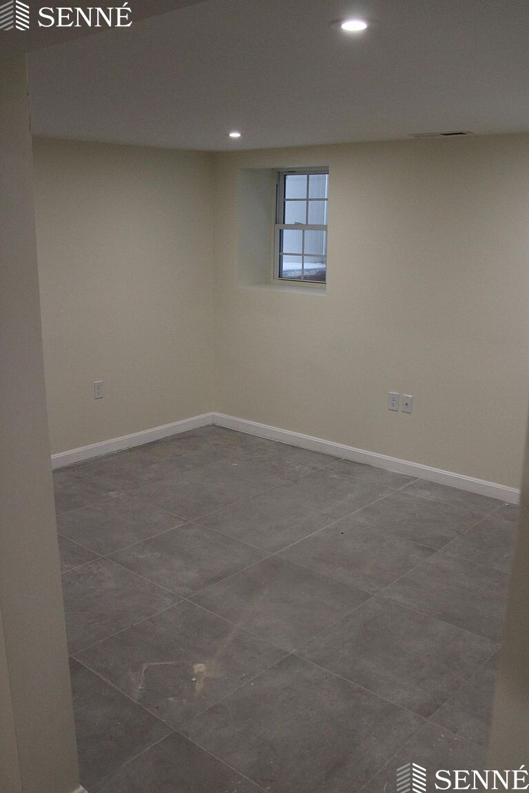 83 Moreland St, Somerville