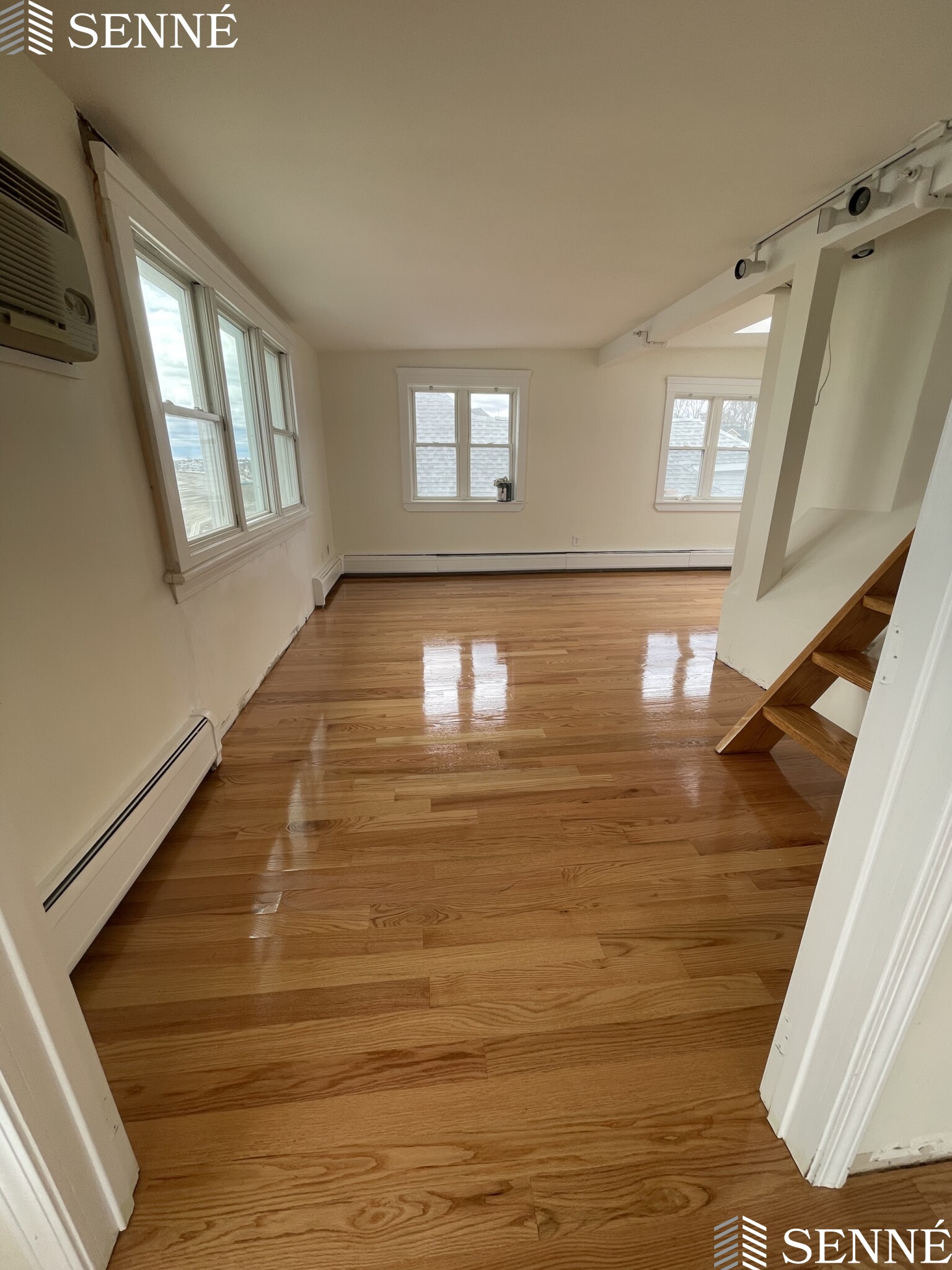 71 Grovers Ave, Winthrop