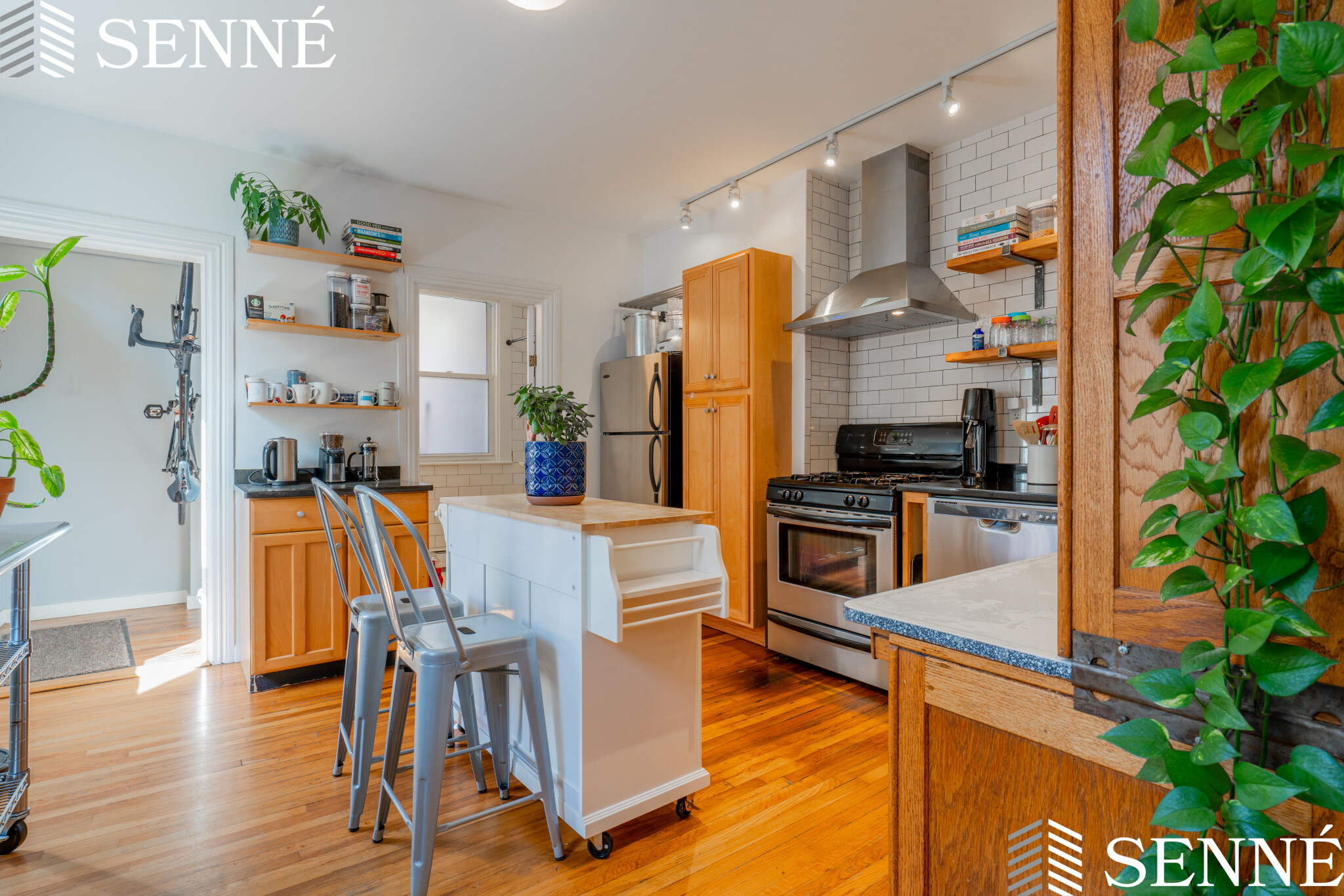 77 Columbus Ave, Union Square