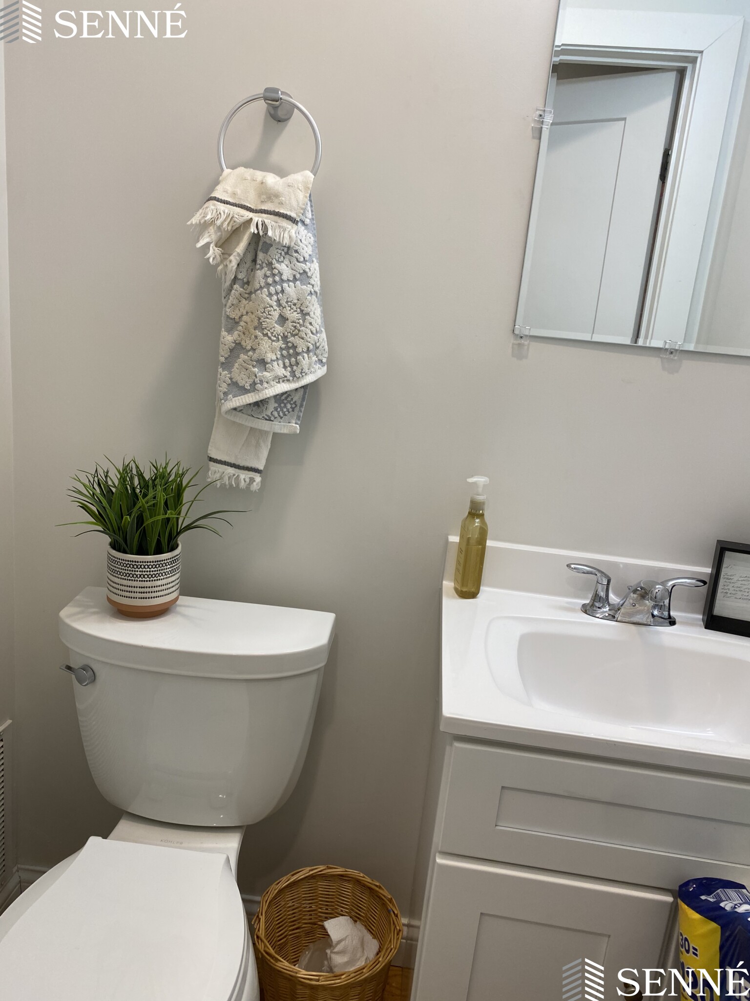 192 Central St, Winter Hill