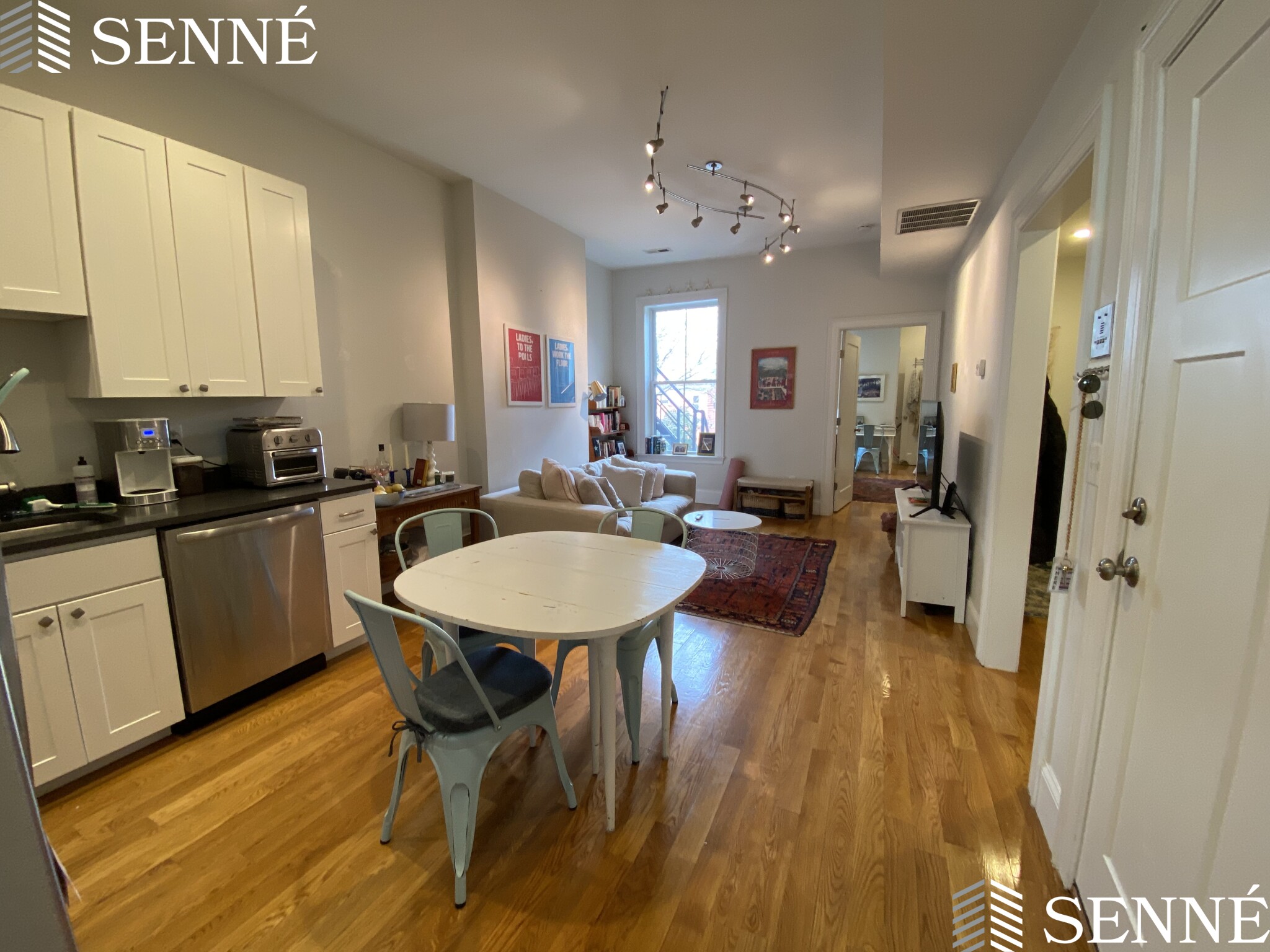 192 Central St, Winter Hill