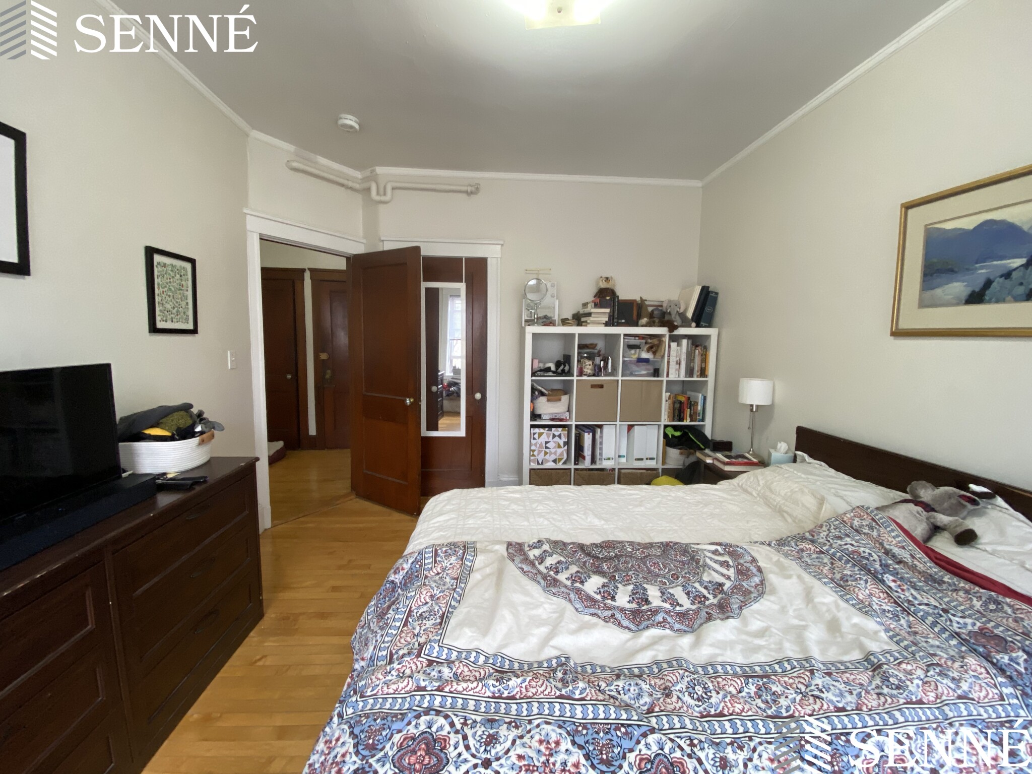 5 Linnaean St, Neighborhood Nine