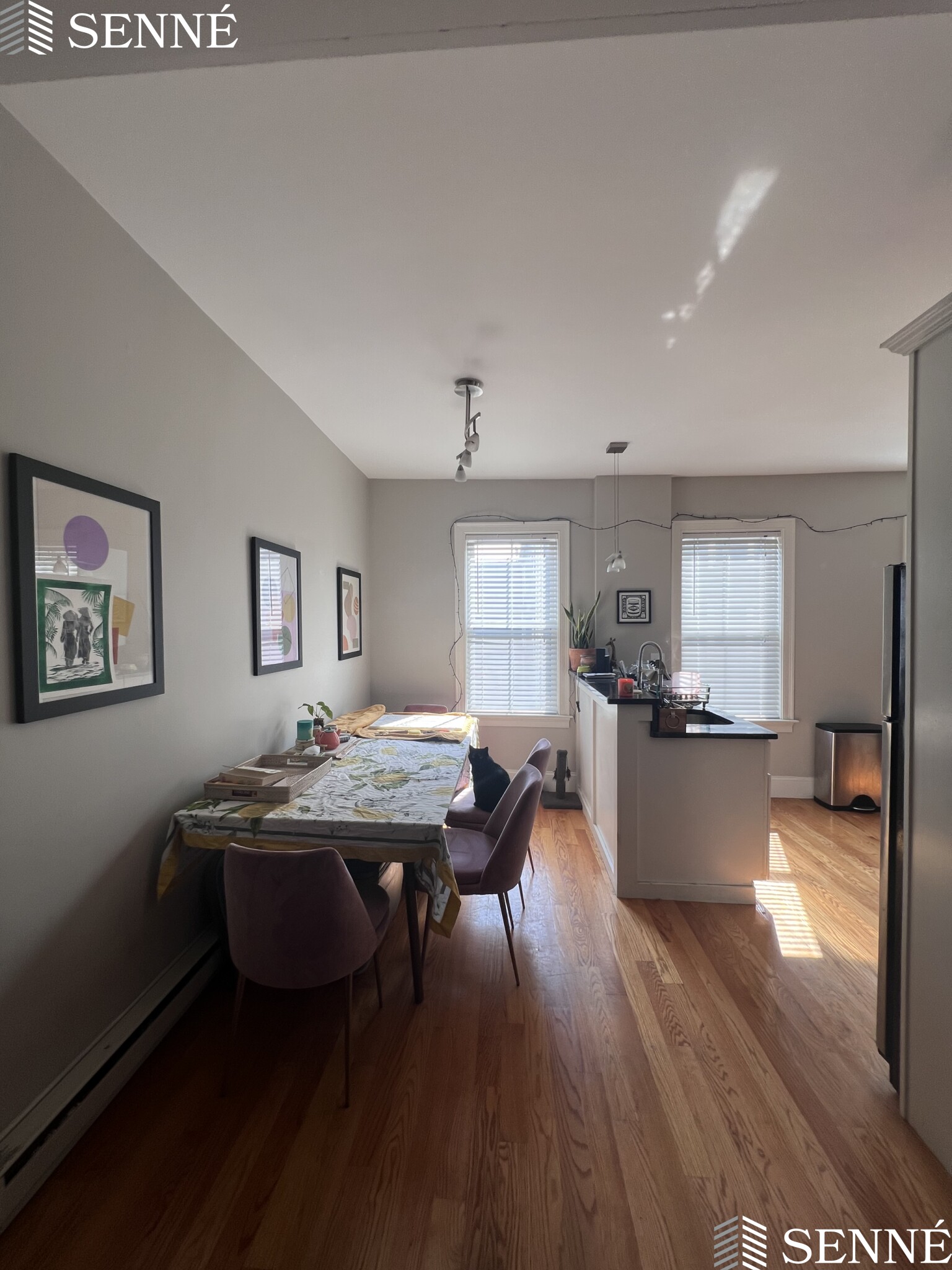 563 Cambridge St, East Cambridge