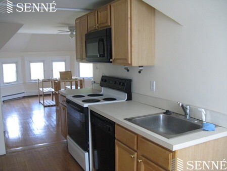 1539 Cambridge St, Mid-Cambridge