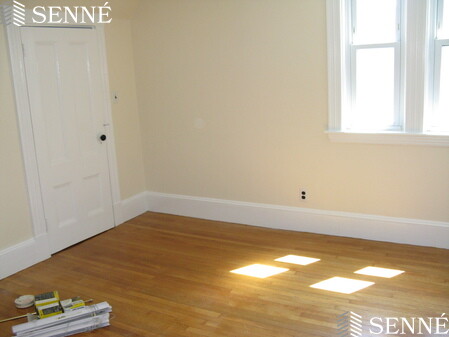 1539 Cambridge St, Mid-Cambridge