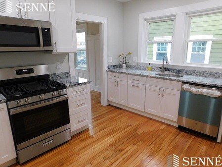 44 Concord Rd, Watertown