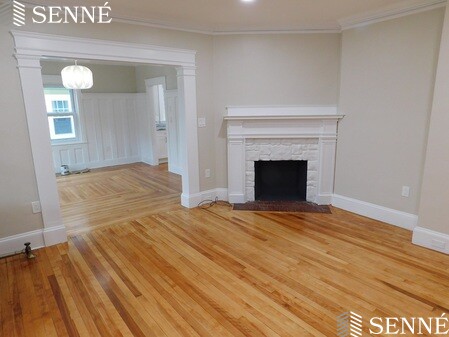 44 Concord Rd, Watertown