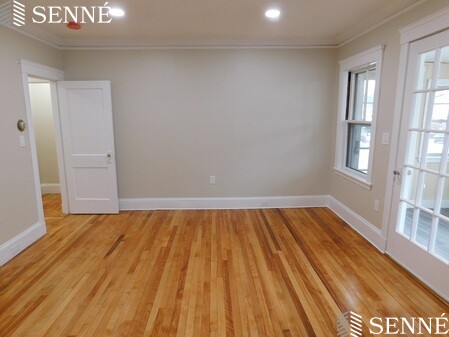 44 Concord Rd, Watertown