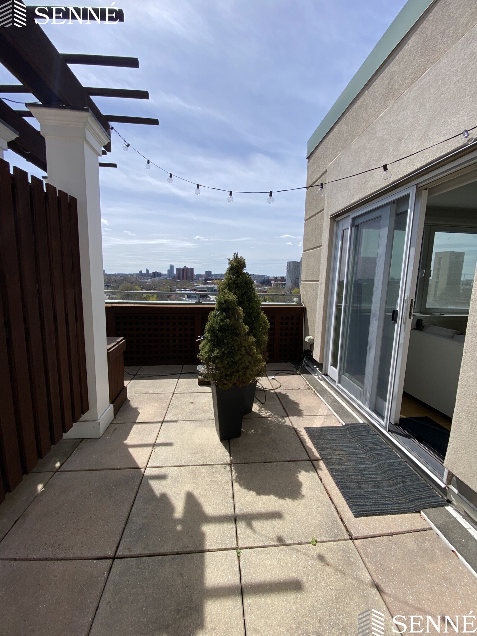 1008 Massachusetts Ave, Harvard Square