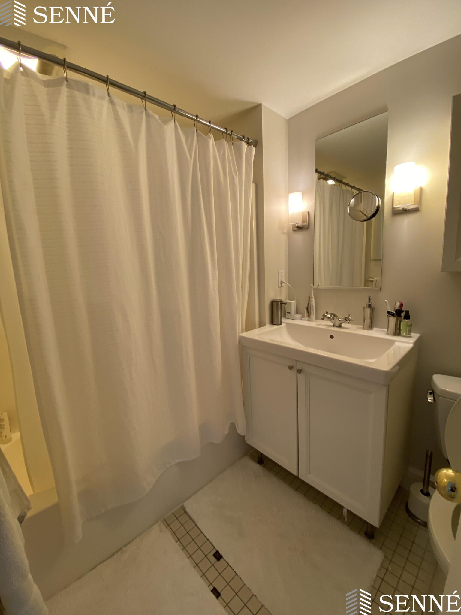 1008 Massachusetts Ave, Harvard Square