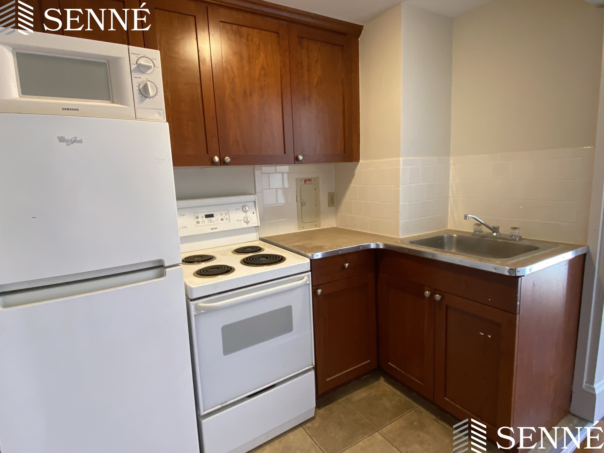 1010 Massachusetts Ave, Riverside