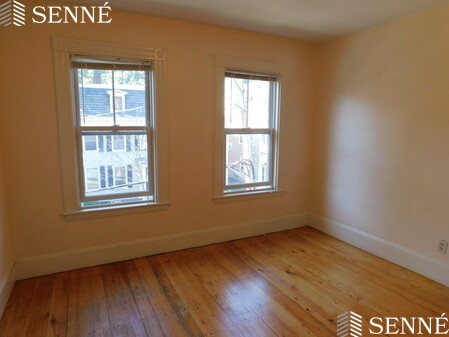 18 Ellery St, Mid-Cambridge