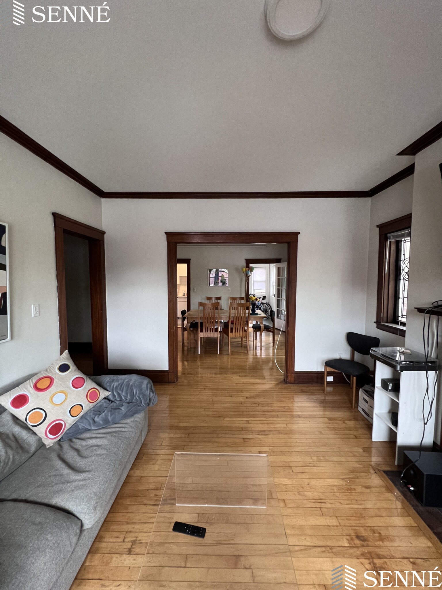 3 Linnaean St, Neighborhood Nine