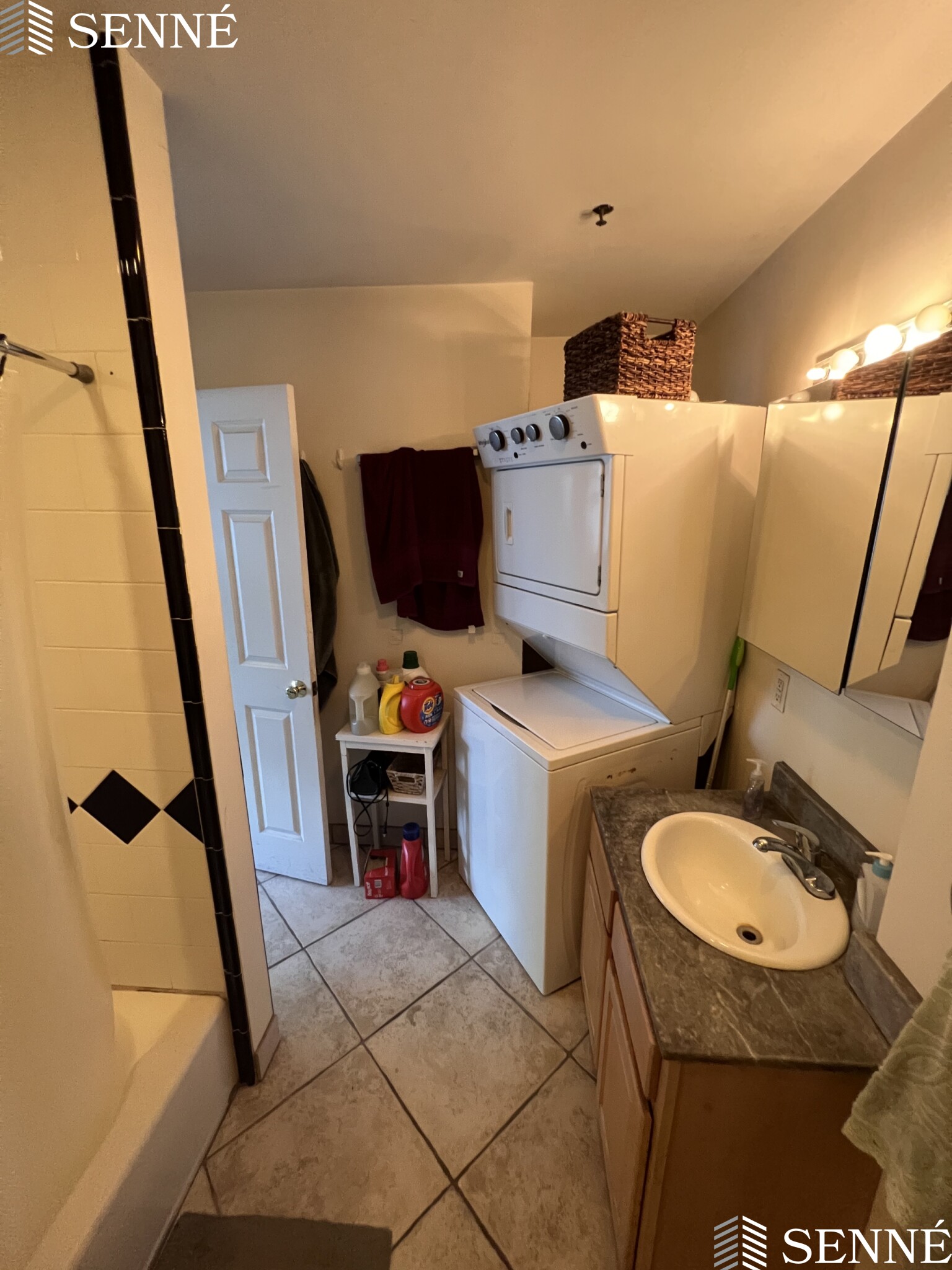 86 Webster Ave, Wellington-Harrington