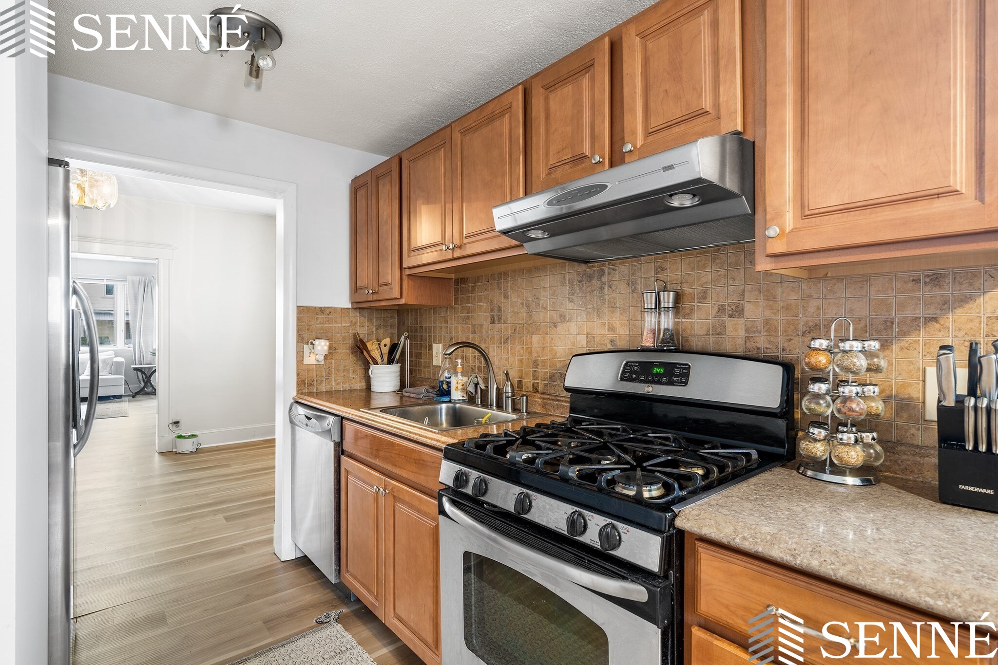 9 Stearns Ave, South Medford