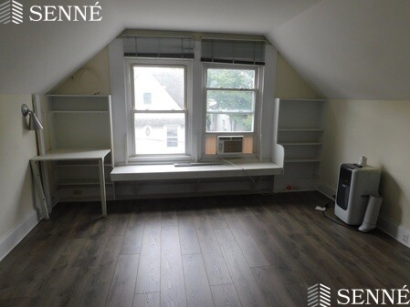 15 Prentiss St, Baldwin